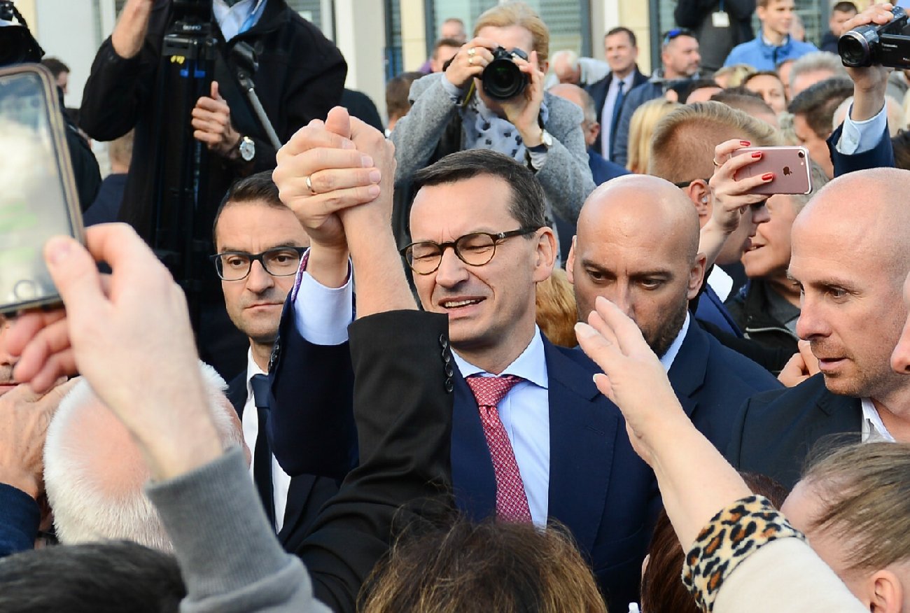 Krzyczał do Mateusza Morawieckiego "spie***aj dziadu". Stanie przed sądem