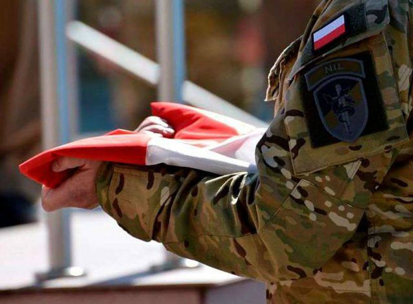 Mirosławowi Krupie zarzucono m.in. mobbing i nepotyzm.