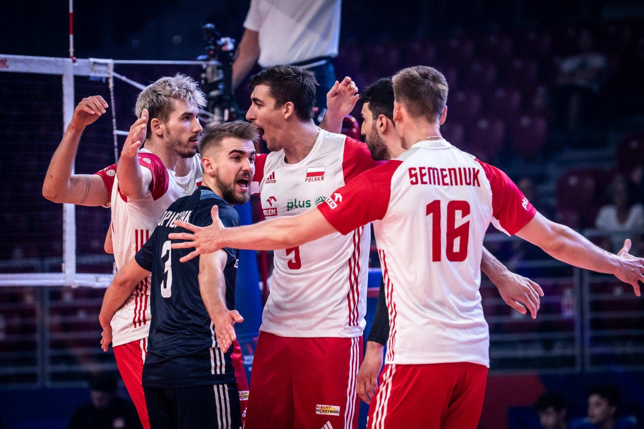 Mistrzowie świata pokonali Kanadyjczyków na turnieju w Sofii w trzech setach, bez najmniejszych problemów.