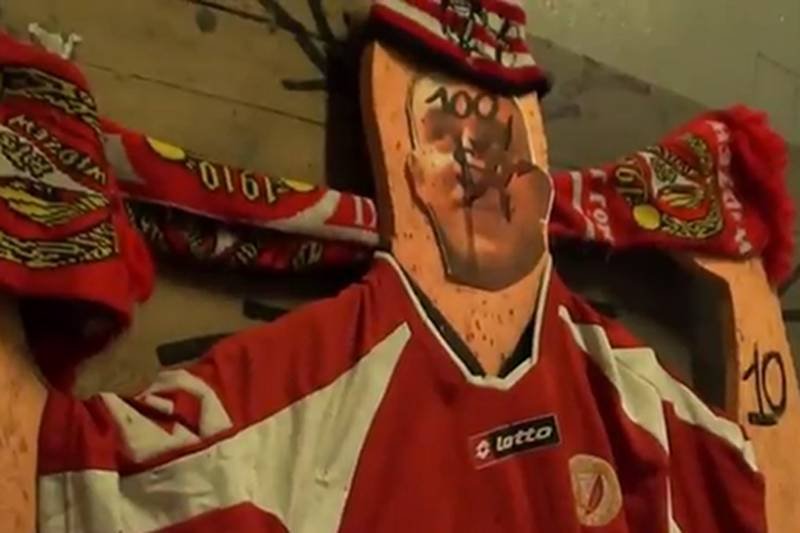 Kibole ŁKS-u zorganizowali konkurencję polegającą na "rzucaniu w Żyda"