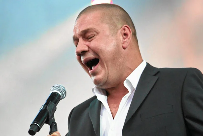 Marek Dyjak podczas koncertu Męskie Granie 2012.
