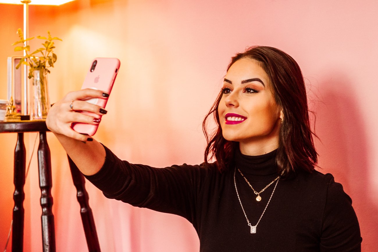 Norwegia nakazuje oznaczać wyretuszowane zdjęcia. W życie weszły nowe przepisy