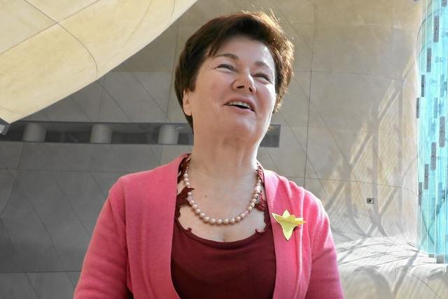 Hanna Gronkiewicz-Waltz będzie odwiedzać warszawiaków, by opowiadać im o ustawie śmieciowej
