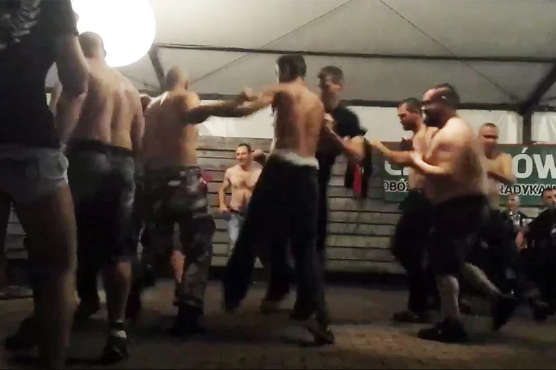 Krakowscy nacjonaliści bawili się na rasistowskiej imprezie zorganizowanej w... barze z kebabem.
