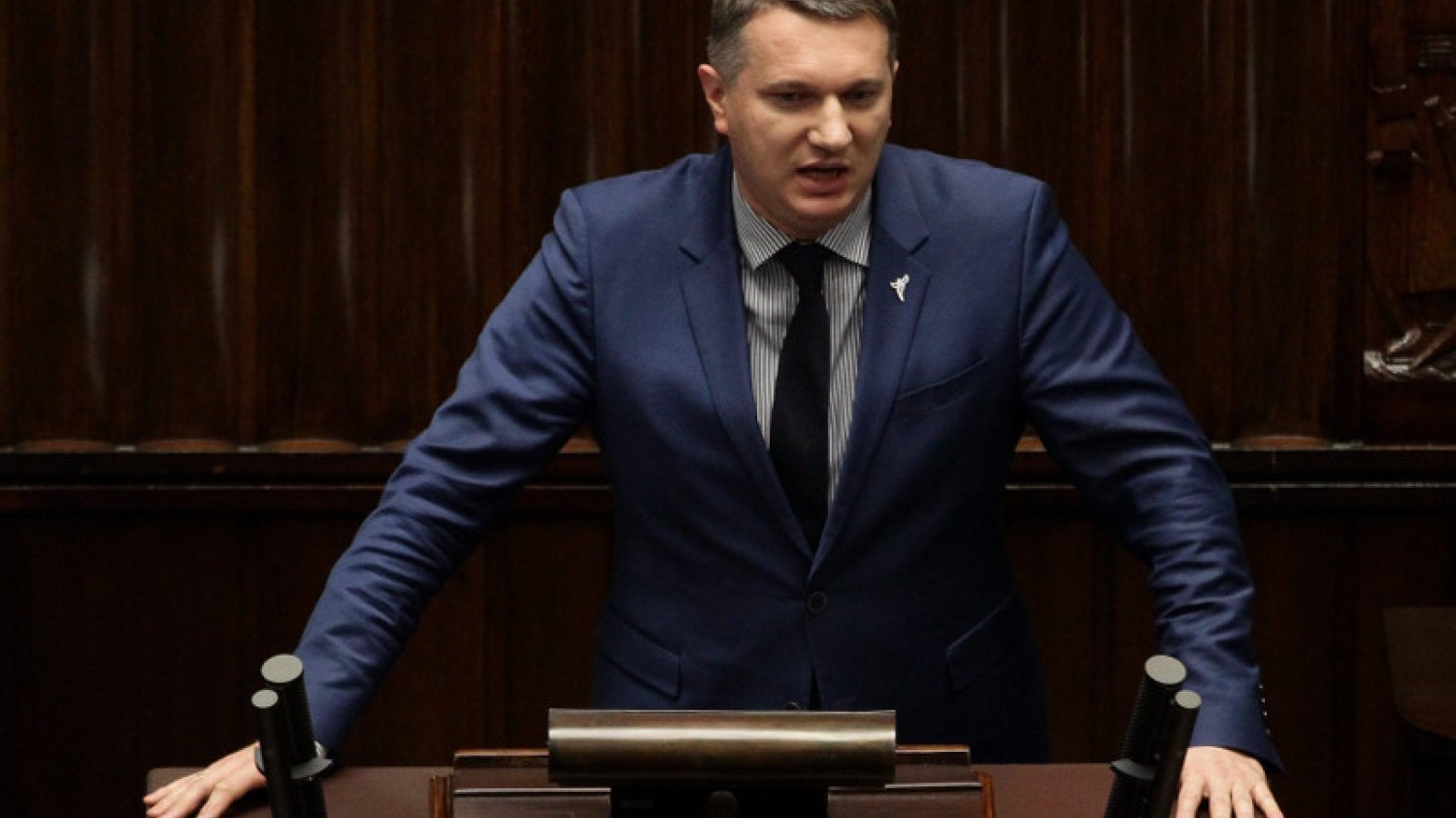 Poseł Przemysław Wipler zarzucił premier Kopacz "lawiranctwo".