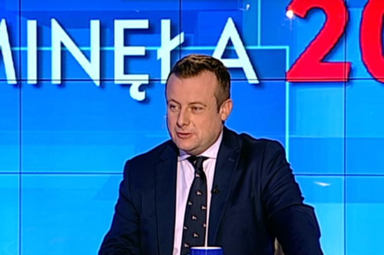 Adrian Klarenbach przeprosił Joachima Brudzińskiego za swój wcześniejszy wpis na Twitterze.