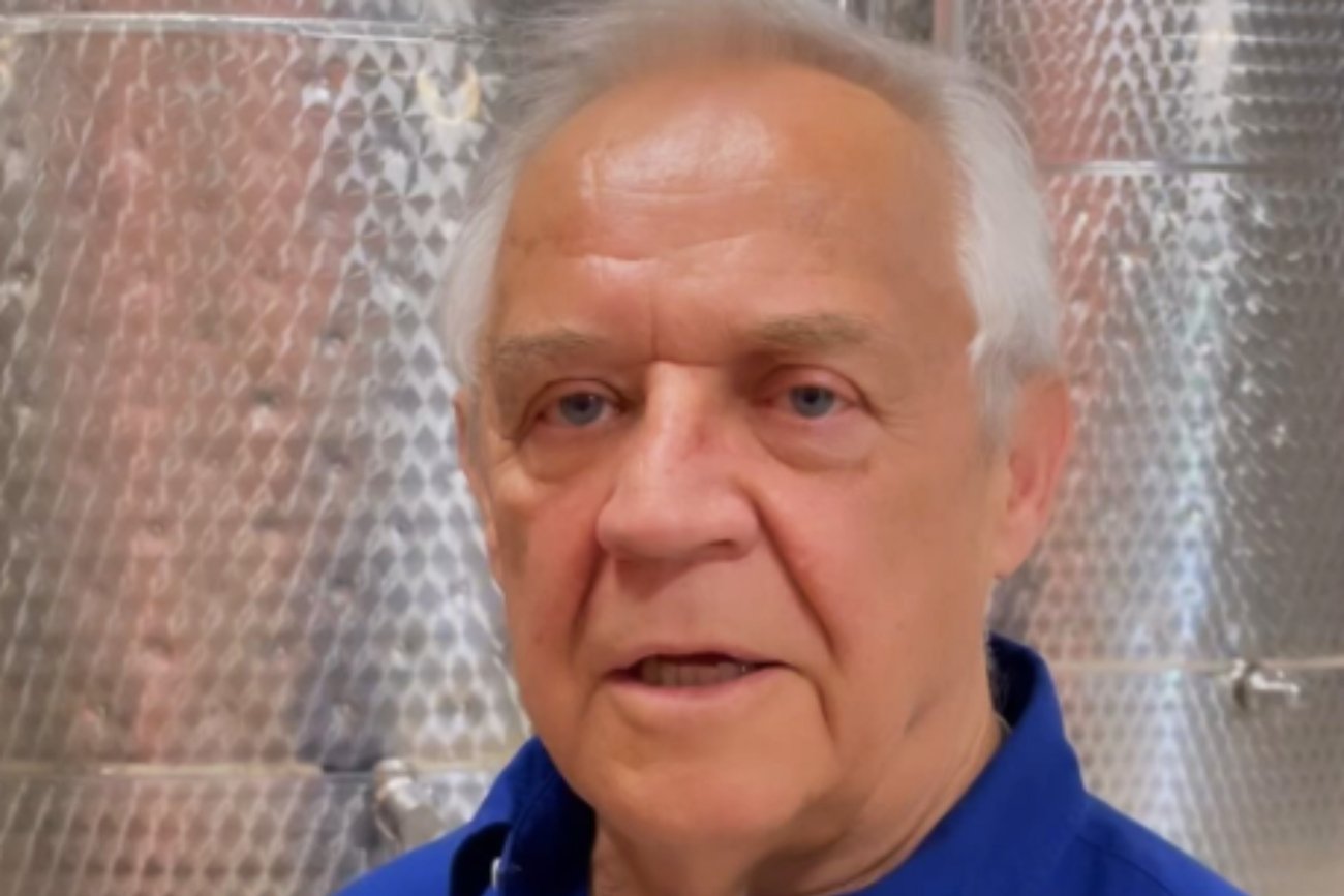 Marek Kondrat czyta wiersz Czesława Miłosza. Gorzkie podsumowanie rodaków