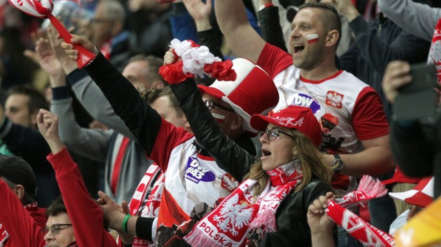 Polscy fani żużla maja powody do dumy. Ich biało-czerwona ekipa znów trzyma Puchar Świata.