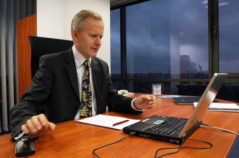 Krzysztof Domarecki, założyciel Seleny, stara się nauczyć Polaków jak odnieść sukces.