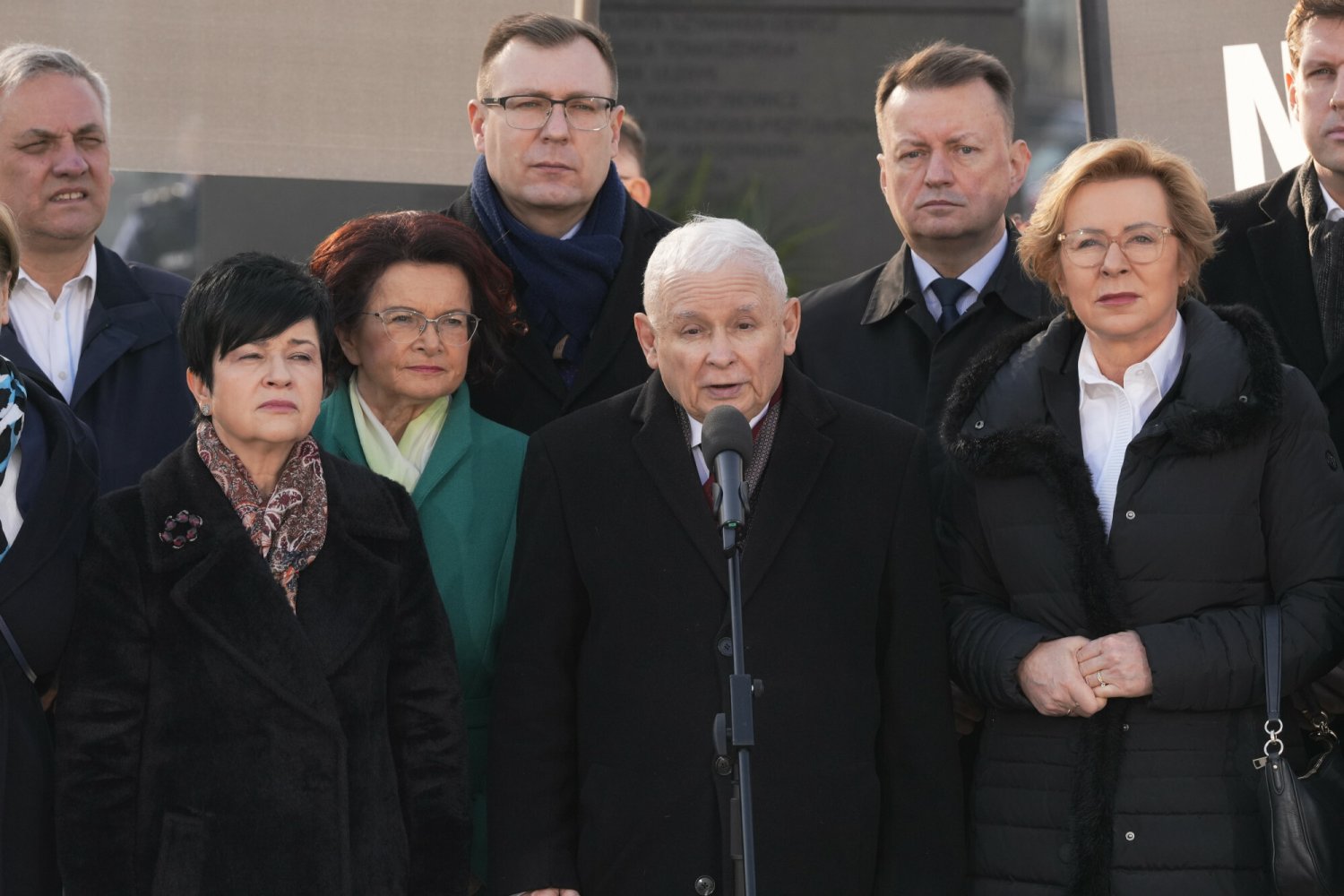 Incydent na miesięcznicy smoleńskiej. Pojawił się skandaliczny transparent