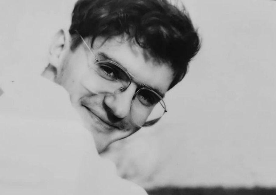 Kto pojawi się w kolejnym odcinku bijącego rekordy popularności programu Kuby Wojewódzkiego? Z okazji Dnia Kobiet "idol" i samozwańczy król TVN pokazał zdjęcie z czasów młodości.