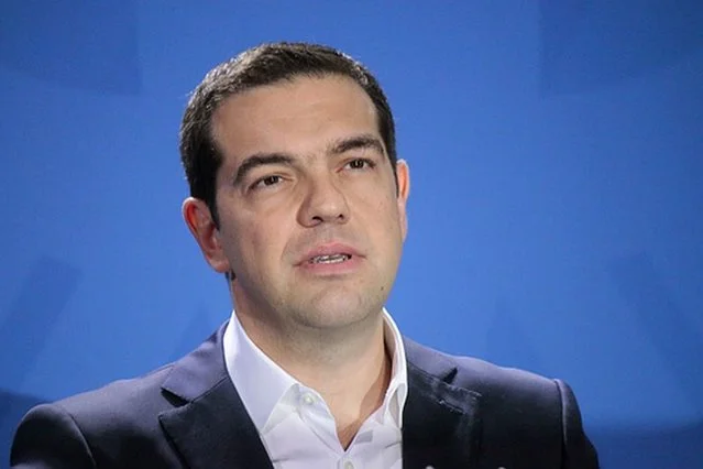 Greccy deputowaniu podzieleni w sprawie drugiego pakietu pomocowego. Premier Tsipras oskarżony o porzucenie ideałów.