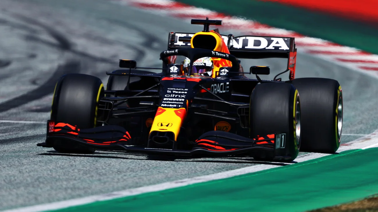 Max Verstappen znów najlepszy w kwalifikacjach. Na razie dominuje w stawce