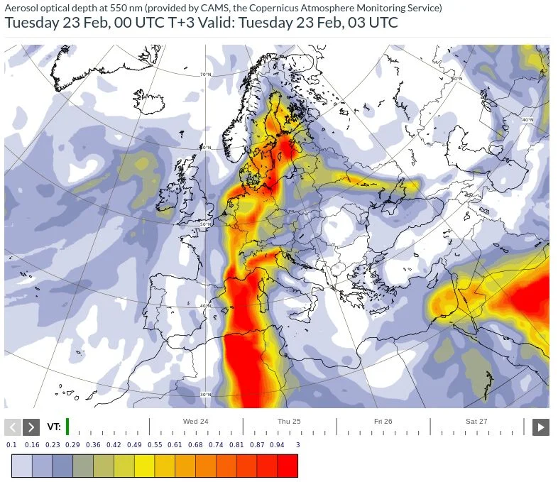 Pyły znad Sahary nad Polską? Co to jest kalima? Metereolodzy wyjaśniają Pyły znad Sahary nad Polską? Co to jest kalima? Metereolodzy wyjaśniają