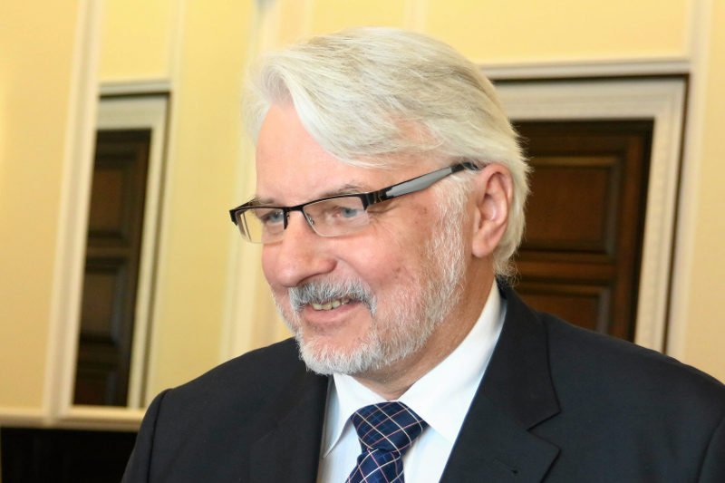 Szef MSZ Witold Waszczykowski określił swoje oczekiwania wobec wiceszefa Komisji Europejskiej Fransa Timmermansa.