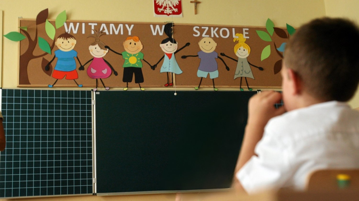 Lekcje religii w szkołach. Tyle godzin chce ponad połowa Polaków.