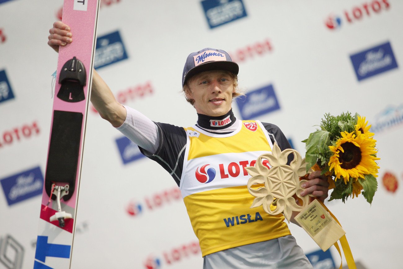 Dawid Kubacki to kolejna ze znanych postaci, którego popularność jest wykorzystywana w internecie przez oszustów.