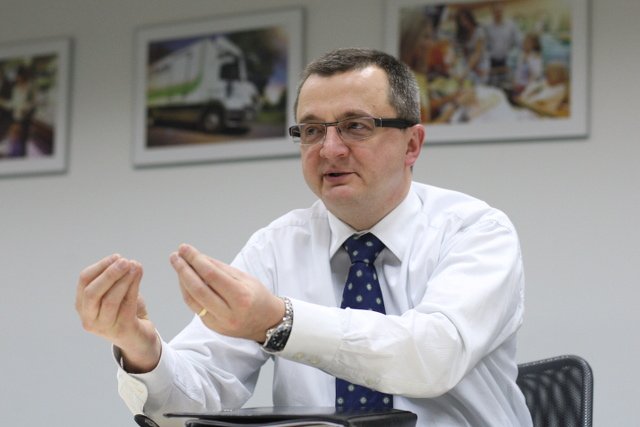 Artur Kawa, założyciel i autor sukcesów sieci handlowej Stokrotka. Od jego firmy Urząd Kontroli Skarbowej domaga się 182 mln podatku za transakcję sprzed 5 lat.