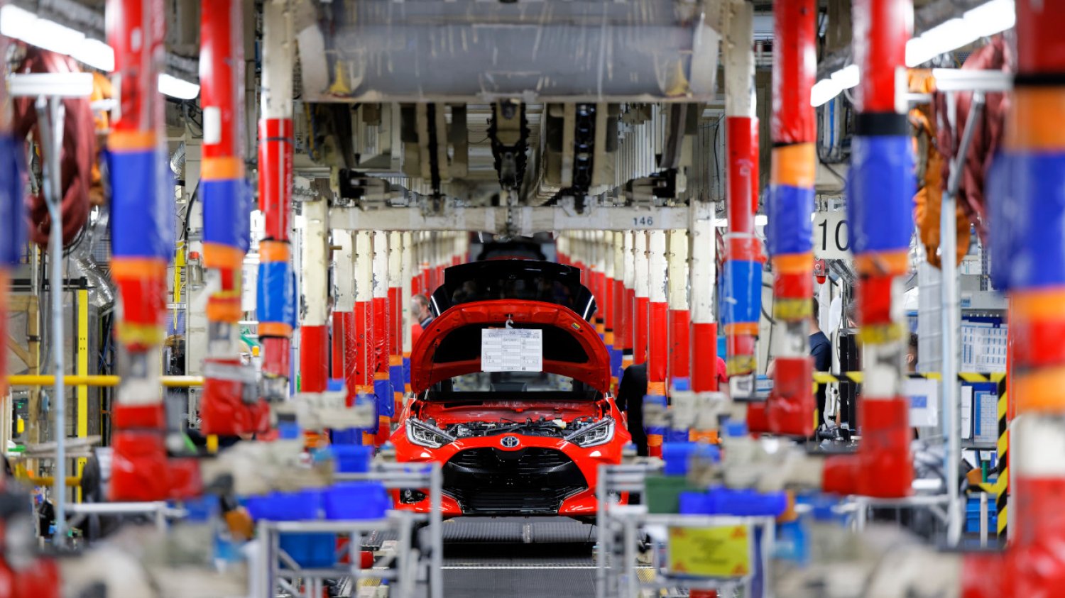 Toyota liderem produkcji i sprzedaży aut od 15 lat.