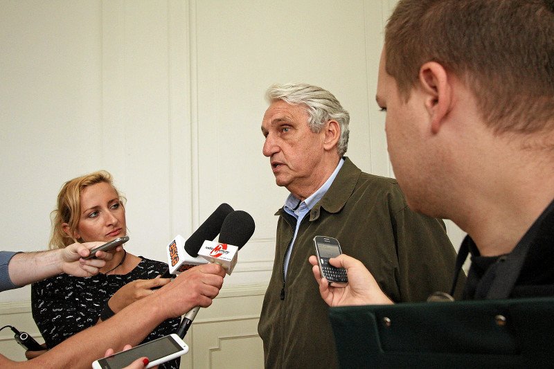 Bogusław Wołoszański zabrał w końcu głos w sprawie "złotego pociągu". Dlaczego dotąd milczał?