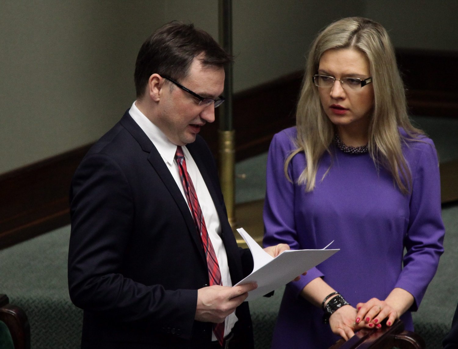 Minister sprawiedliwości i prokurator generalny Zbigniew Ziobro oraz szefowa sejmowej komisji śledczej ds. Amber Gold mają pełne ręce roboty