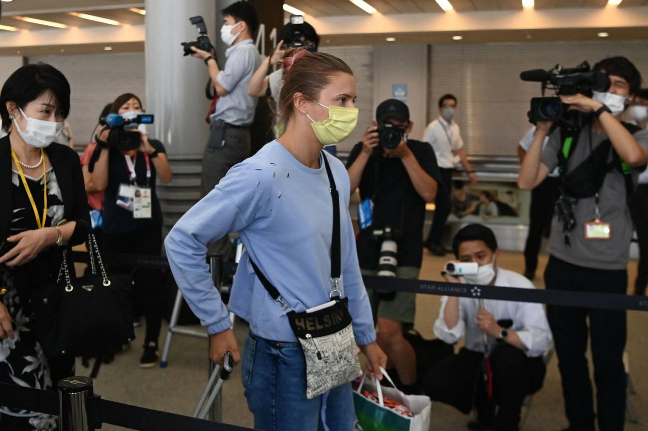 Białoruski opozycjonista Pawieł Łatuszka poinformował, że sprinterka Kryscina Cimanouska  przyleci w środę do Warszawy.