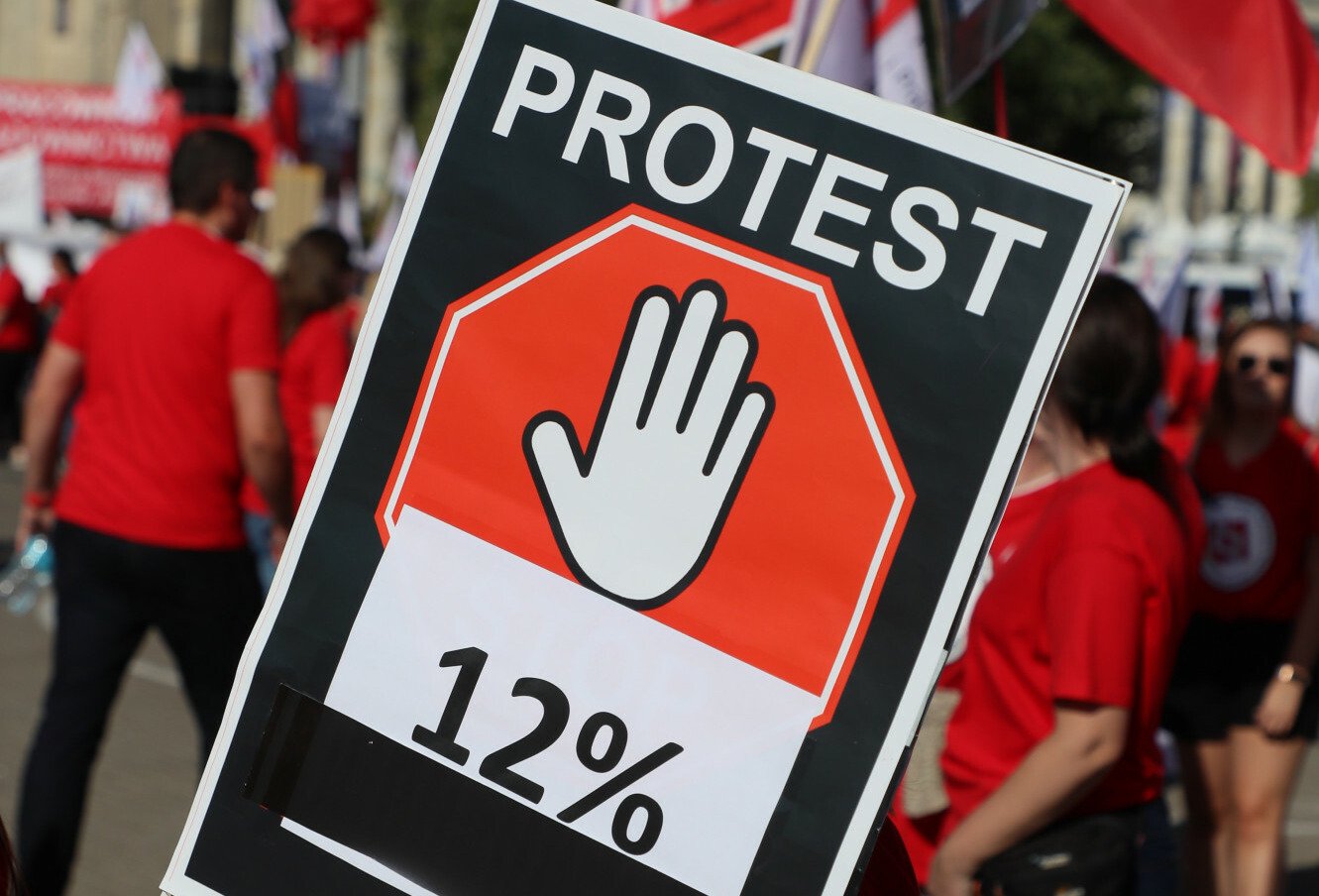 Pracownicy sądów i prokuratur dołączyli do medyków