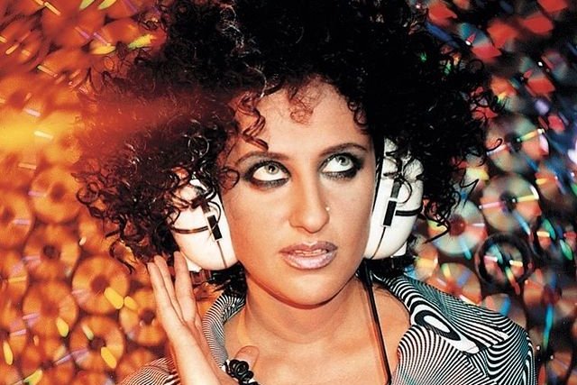 Kayah tak naprawdę nazywa się Katarzyna Rooiens