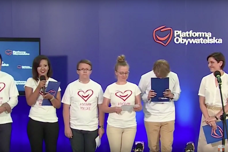 Konferencja Młodych Demokratów stała się hitem sieci.