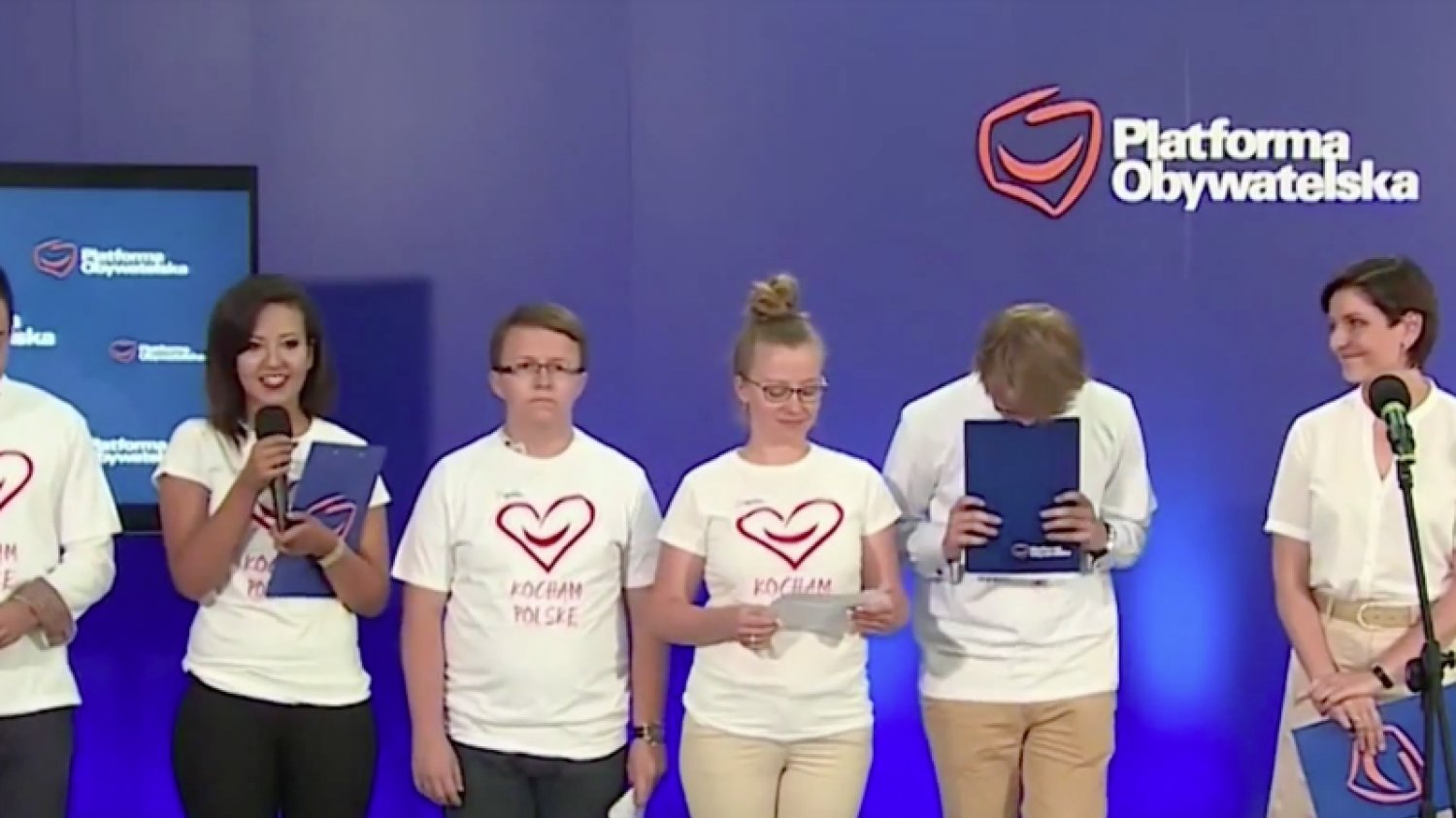 Konferencja Młodych Demokratów stała się hitem sieci.