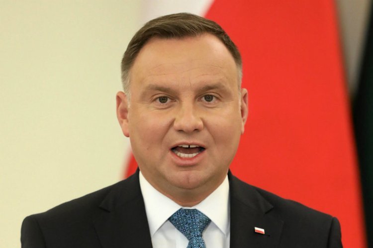 Andrzej Duda stwierdził, że w krajach demokratycznych sędziowie nie zabierają głosu w sprawach politycznych.