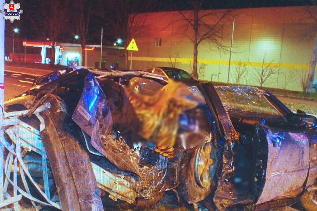 Wypadek w Lublinie, w którym zginęły trzy osoby w wieku 16-18 lat poruszył całą Polskę.