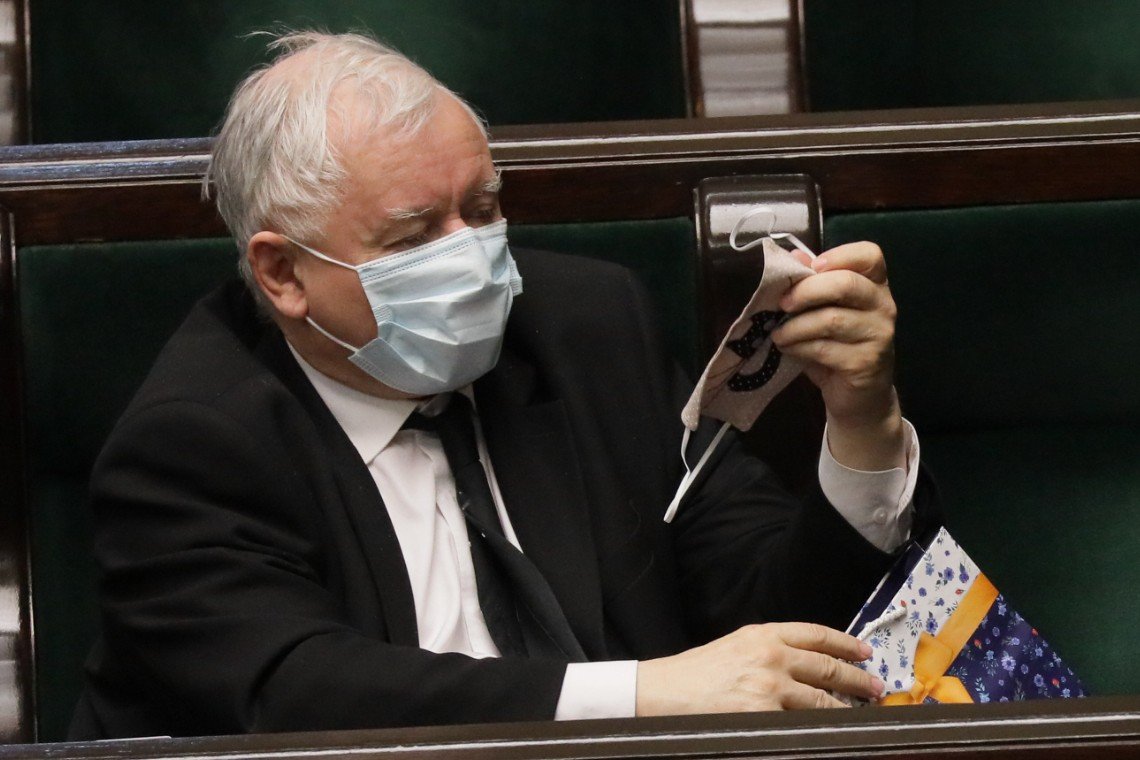 Prokuratura błyskawicznie umorzyła śledztwo ws. wyborów prezydenckich. Decyzję w sposób druzgocący skomentowała prokurator Ewa Wrzostek.