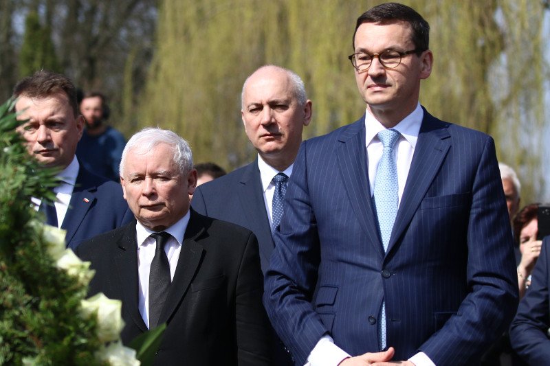 Mateusz Morawiecki był gościem Jarosława Kaczyńskiego w szpitalu przy ul. Szaserów.