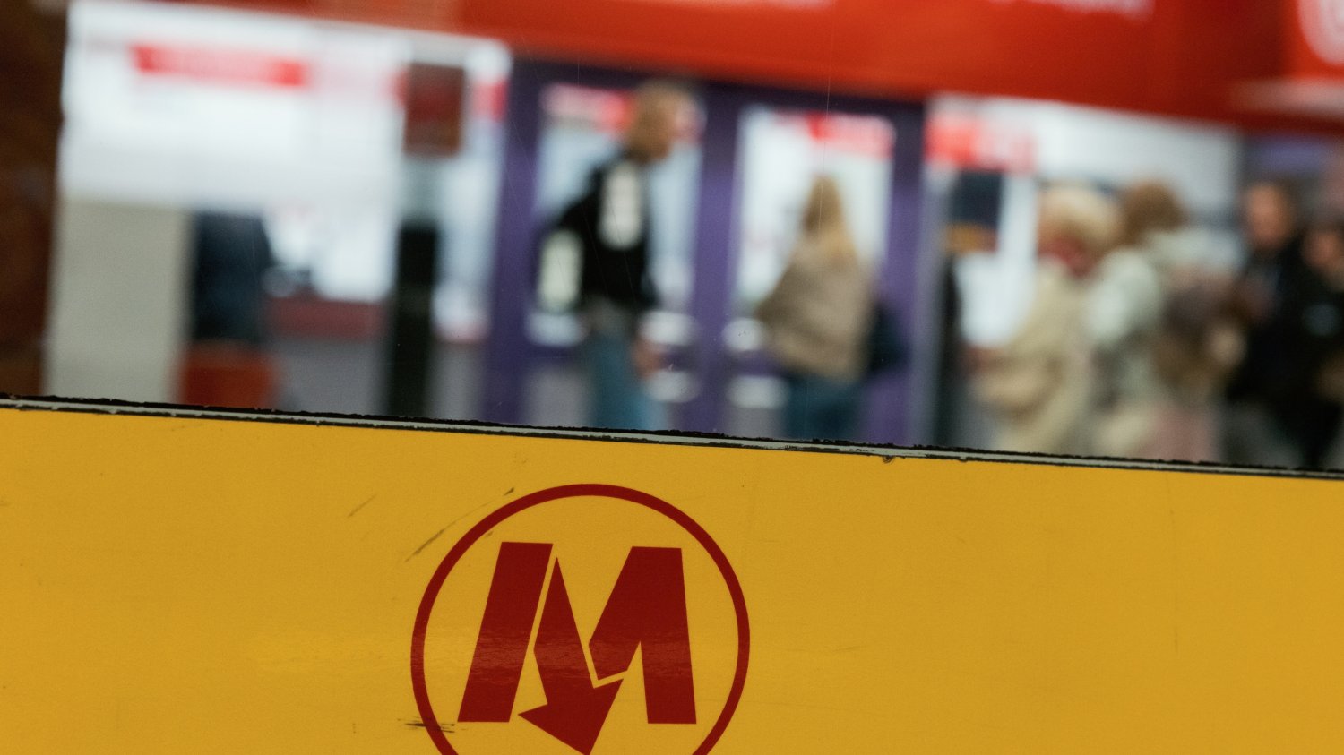 Kolejny pożar w metrze w Warszawie. Tak wygląda obecnie sytuacja