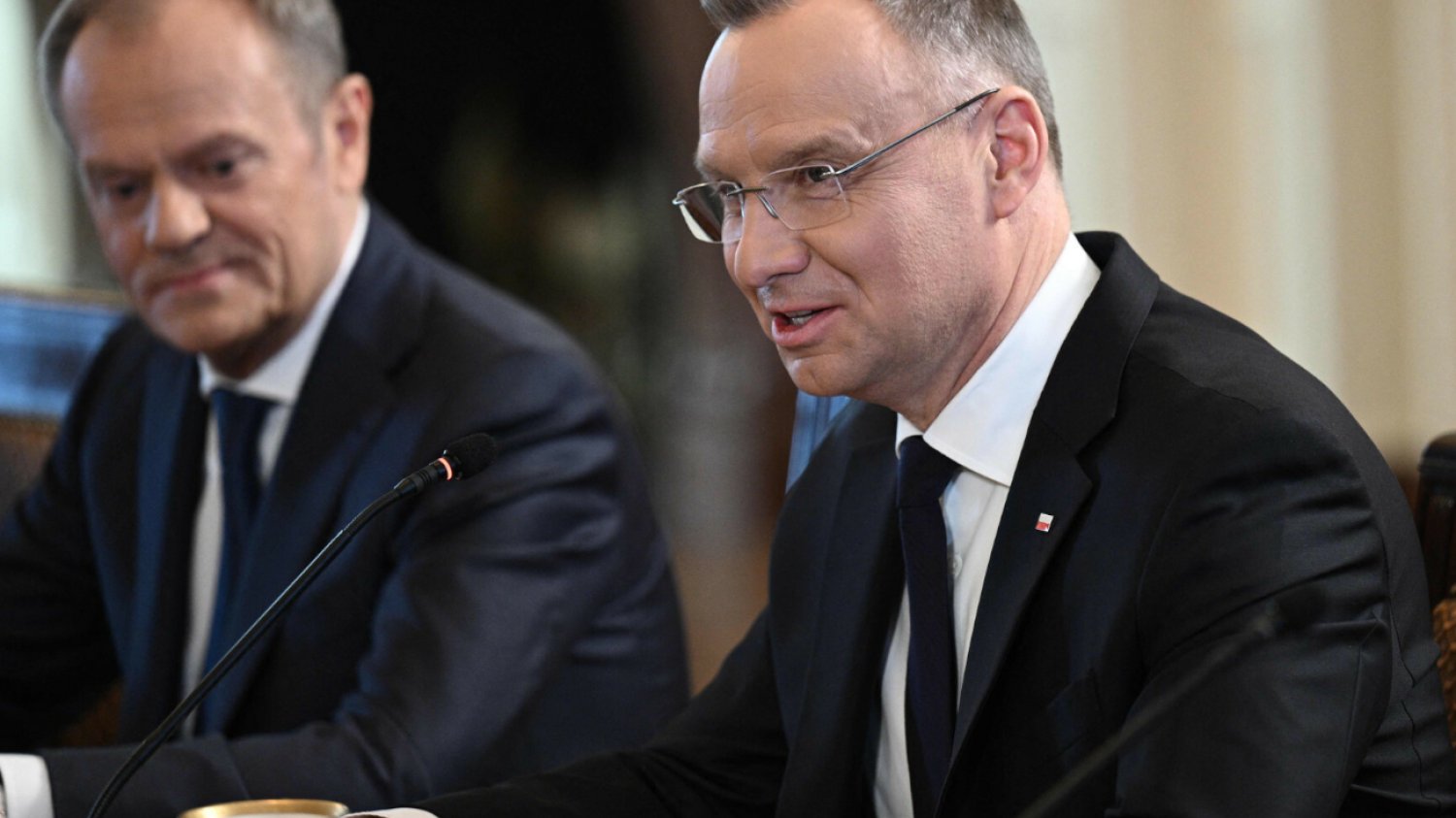 Ekspert od komunikacji ocenia spotkanie Dudy i Tuska z Bidenem. "Przepompował ten balonik".