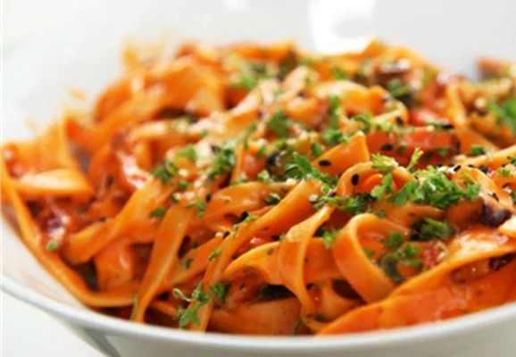 Wersja z tagliatelle.