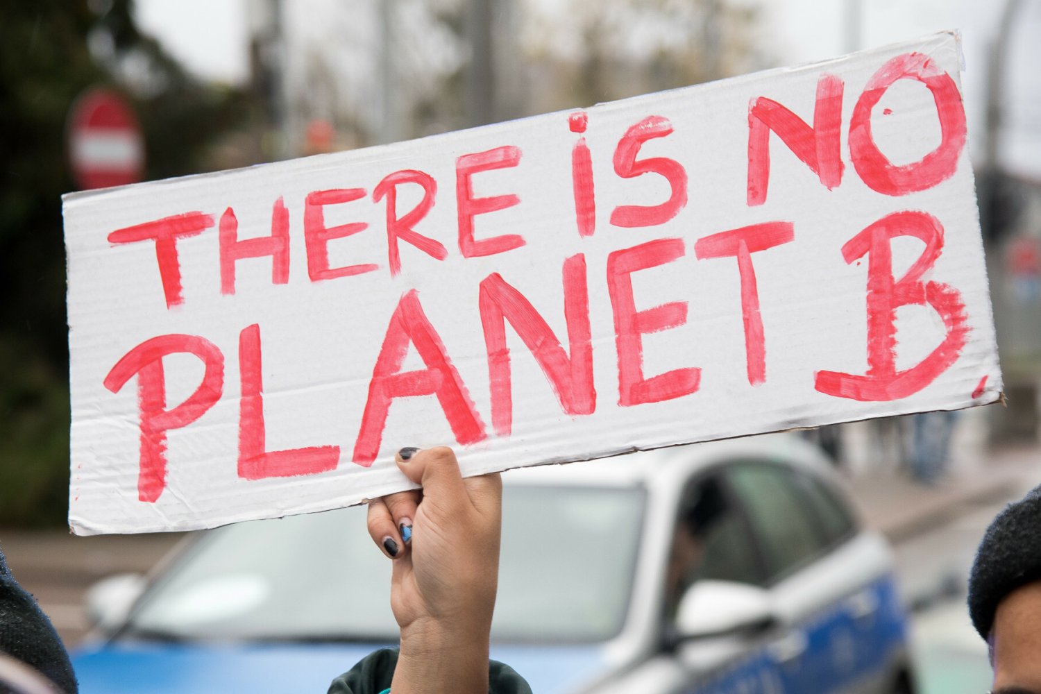 Zmiany klimatyczne mogą doprowadzić ludzkość do katastrofy. Ostrzega przed tym co roku raport klimatyczny.