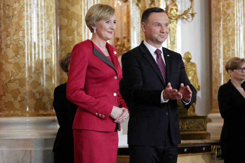 Politycy PiS boją się, że Pierwsza Dama Agata Duda zacznie szkodzić ich partii.