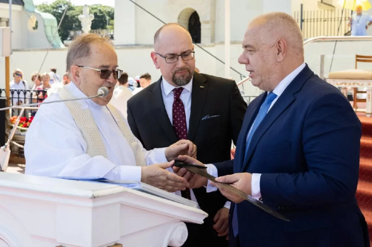 Dzień Papieski pomoże PiS w wyborach? Zakonnik ocenia (Zdjęcie poglądowe)