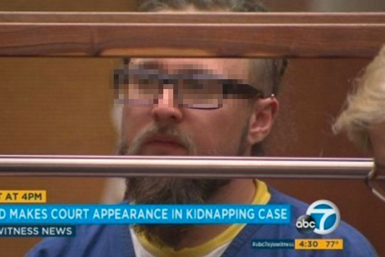 Polscy muzycy z Decapitated długo jeszcze nie zobaczą rodzinnego kraju. Na razie sąd w Spokane jest dla nich surowy.