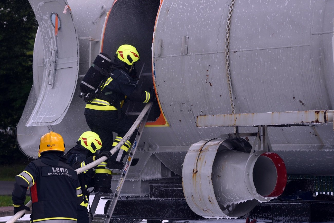 Na lotnisku w Balicach odbyły się ćwiczenia służb. (Zdjęcie poglądowe)