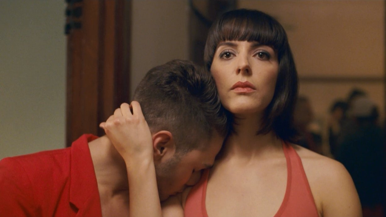 W filmie Xaviera Dolana „Wyśnione miłości” para przyjaciół zakochuje się w tym samym chłopaku.