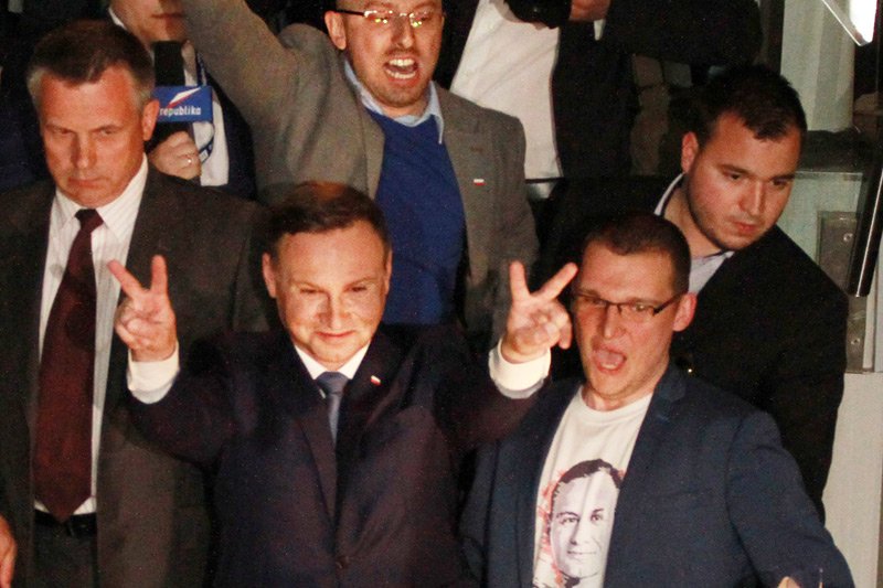 Wygląda na to, że prezydent Andrzej Duda wraca do uprawiania kampanii wyborczej. Czy PiS wciągnie głowę państwa w walkę o samorząd?