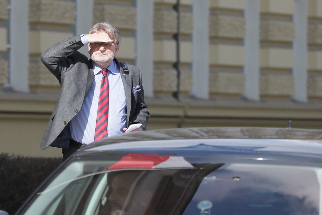 Jarosław Pinkas bagatelizował w lutym zagrożenie koronawirusem w Polsce. Szef GIS przekonywał w lutym, że koronawirus nie będzie dotyczyć Polski, a jeśłi nawet, to Polska jest na epidemię przygotowana, w przeciwieństwie do innych krajów.