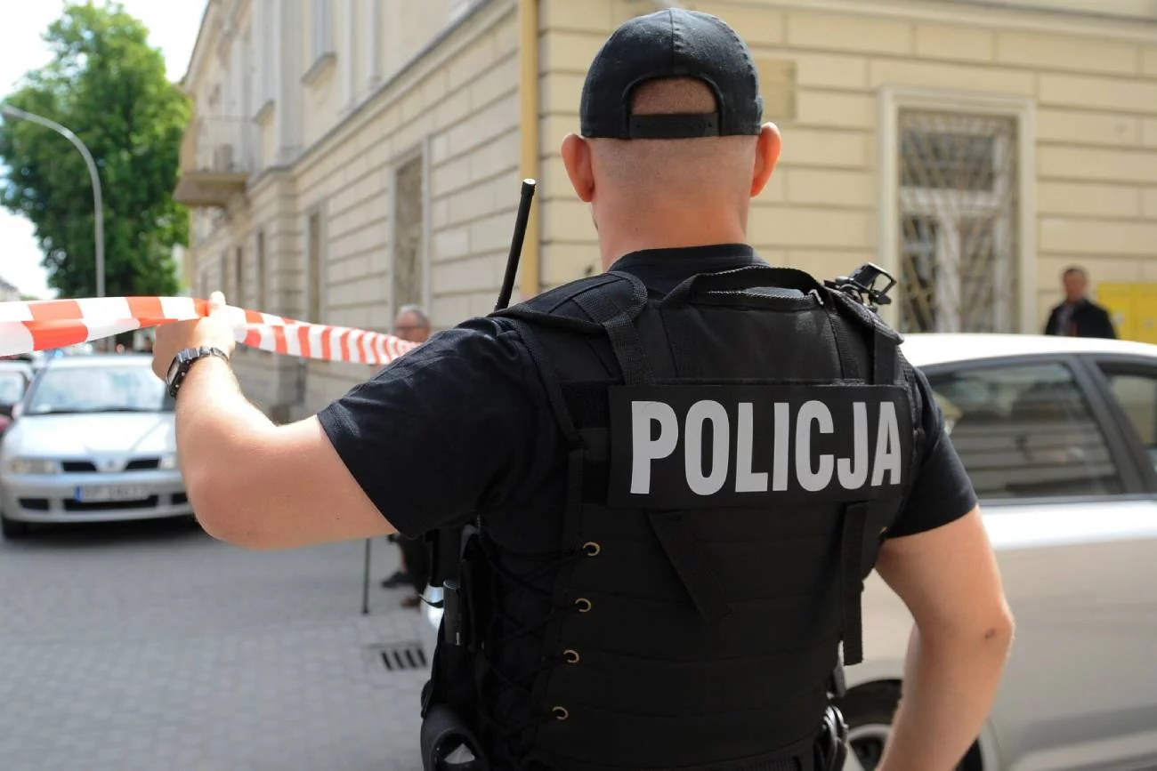 Zbrodnia w Redzie. Sąsiedzi mówią o żołnierzach i zaklejonych wizjerach