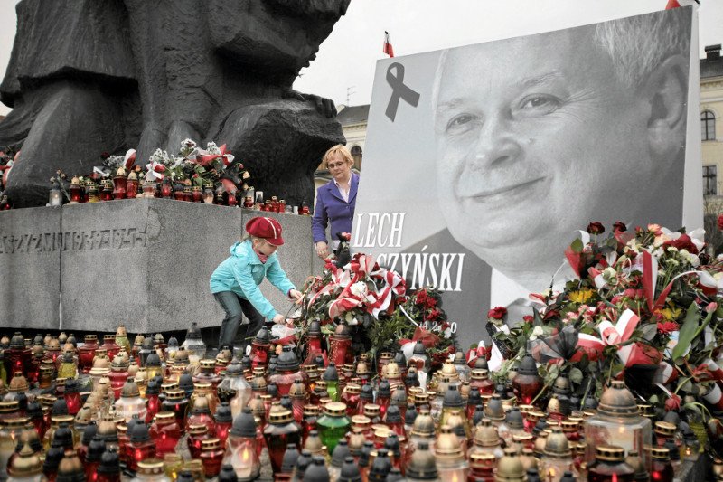 PiS mitologizuje byłego prezydenta.