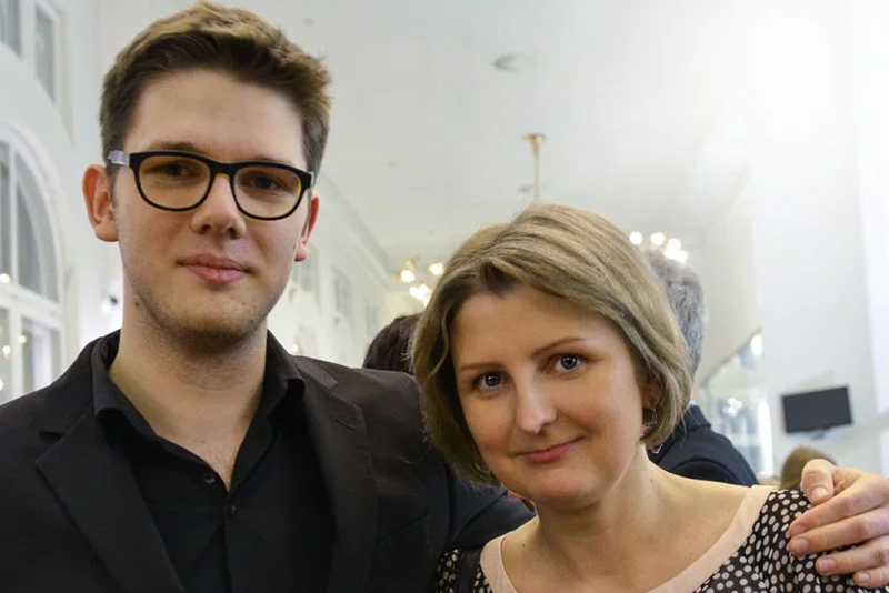 – Nie jestem od oceniania. Jestem od pomocy – Tisa Żawrocka, prezes łódzkiego hospicjum dla dzieci "Gajusz", gdzie trafiają  rodzice, którzy wiedzą, że ich dziecko umrze tuż po porodzie. Z synem – Gajuszem, któremu lekarz nie dawał szans.