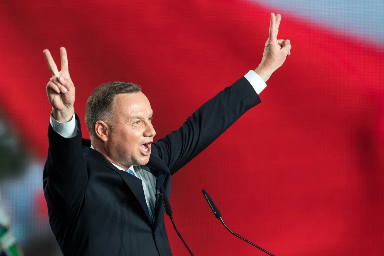 Andrzej Duda ma plan na siebie. Tym zdobędzie "haki" na Jarosława Kaczyńskiego. Andrzej Duda na pomysł co będzie robił dalej. Politycy PiS oburzeni.