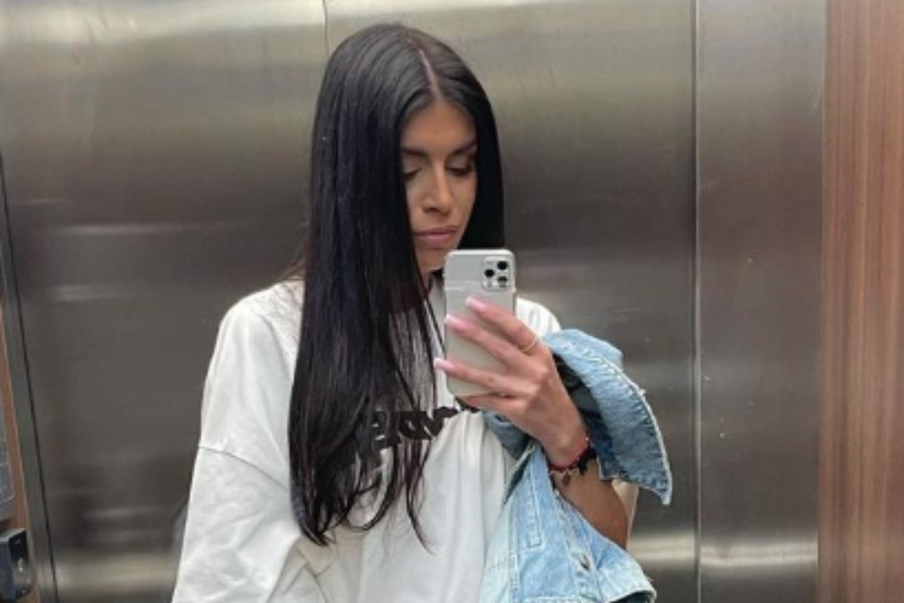 Kolejna "ex" Rzeźniczaka zapowiada, że wydaje książkę. "Da siłę Polakom"